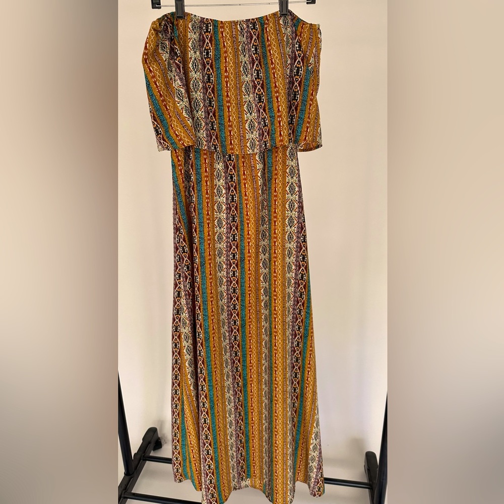 Buckle Daytrip strapless dress never worn